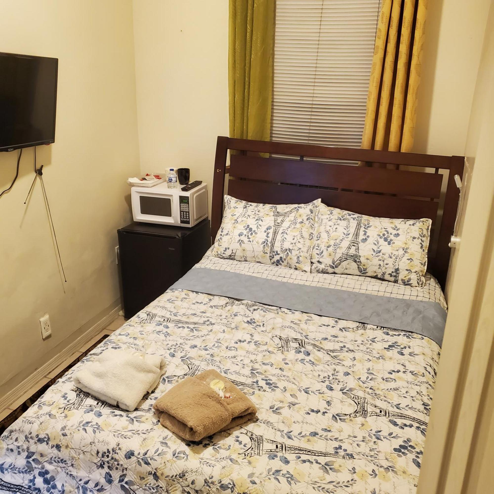 And One Bedroom Lejlighed *