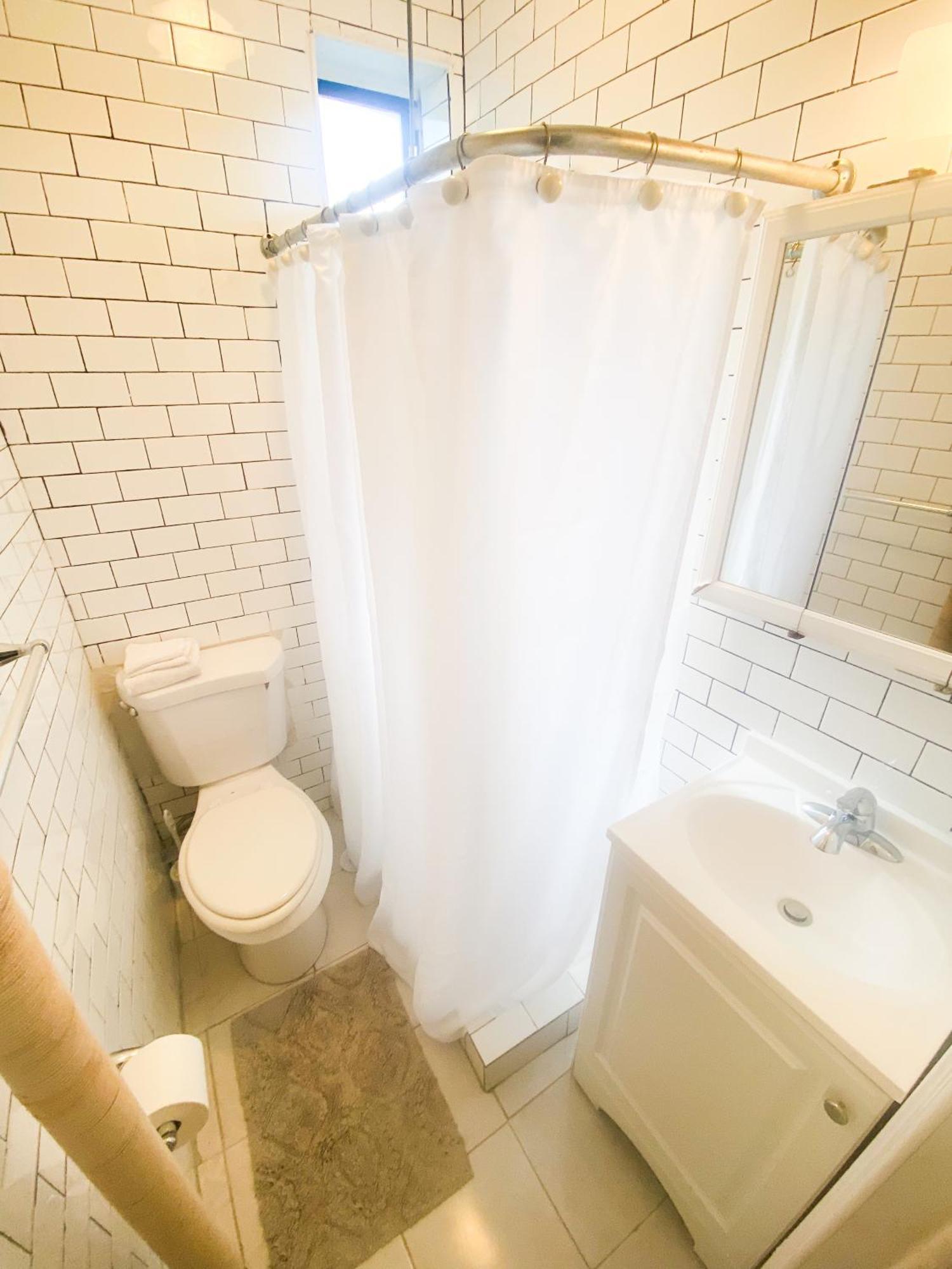Appartement 2 Bedrooms Entire Beautiful In Williamsburg! *