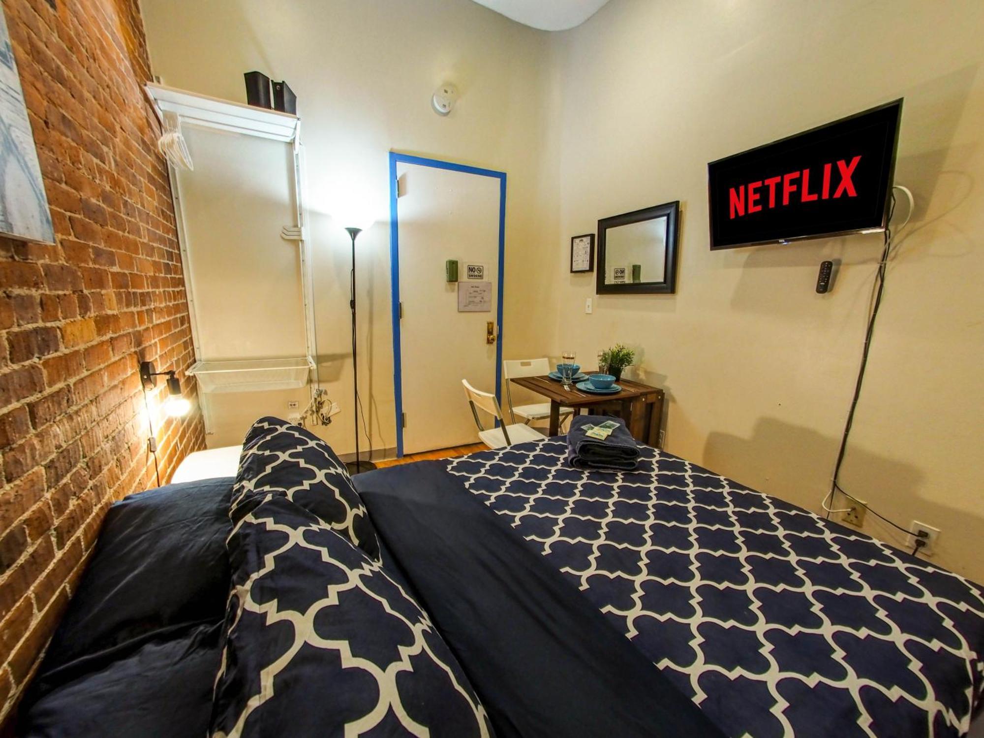 Empire Broadway Retreats Apartment