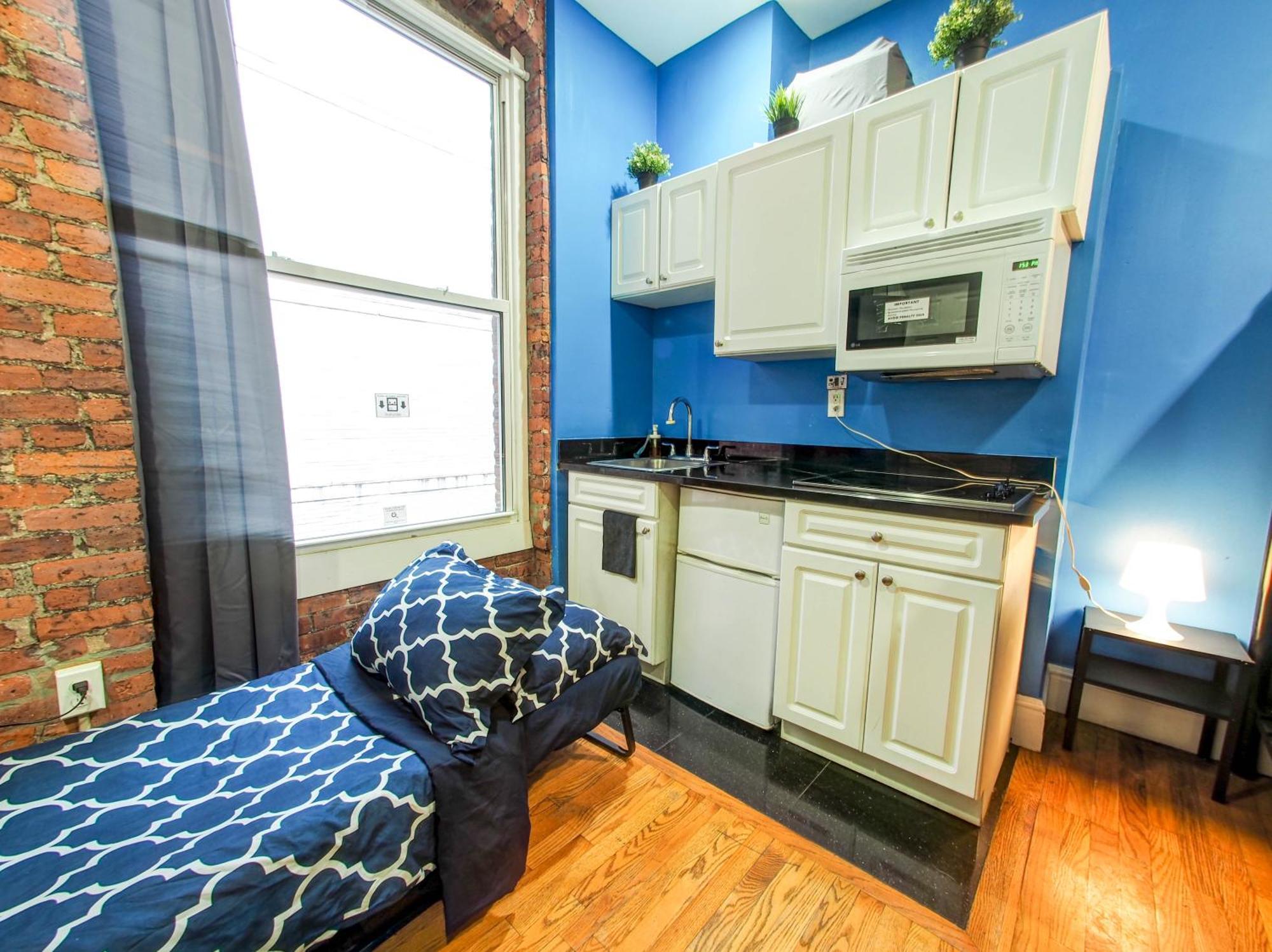 Apartment Empire Broadway Retreats New York