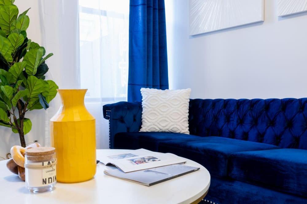 1435-2 3 Bedrooms 2bath W D Ues Apartment *