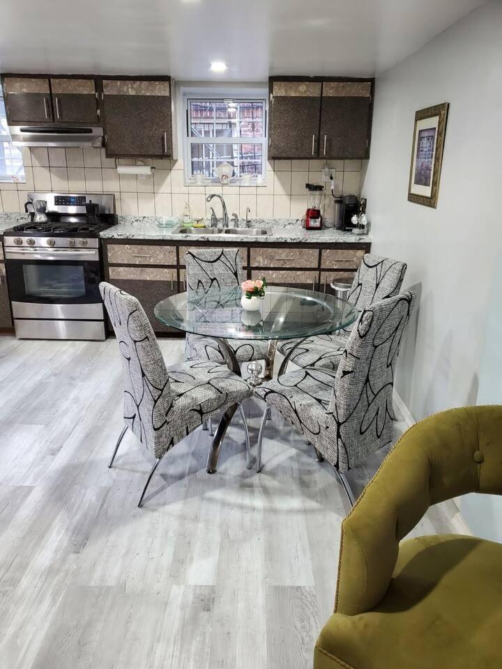 Apartamento Lovely 2 Bedroom With 2 Entrance And Parking Nueva York
