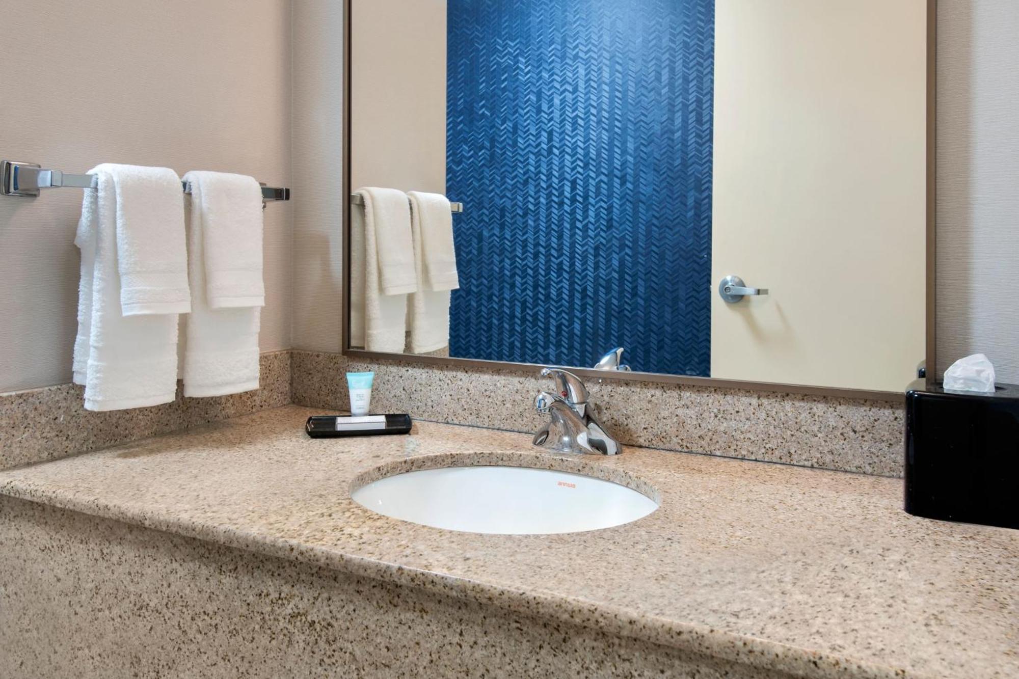 Hotel Fairfield By Marriott Laguardia Airport/flushing Nueva York