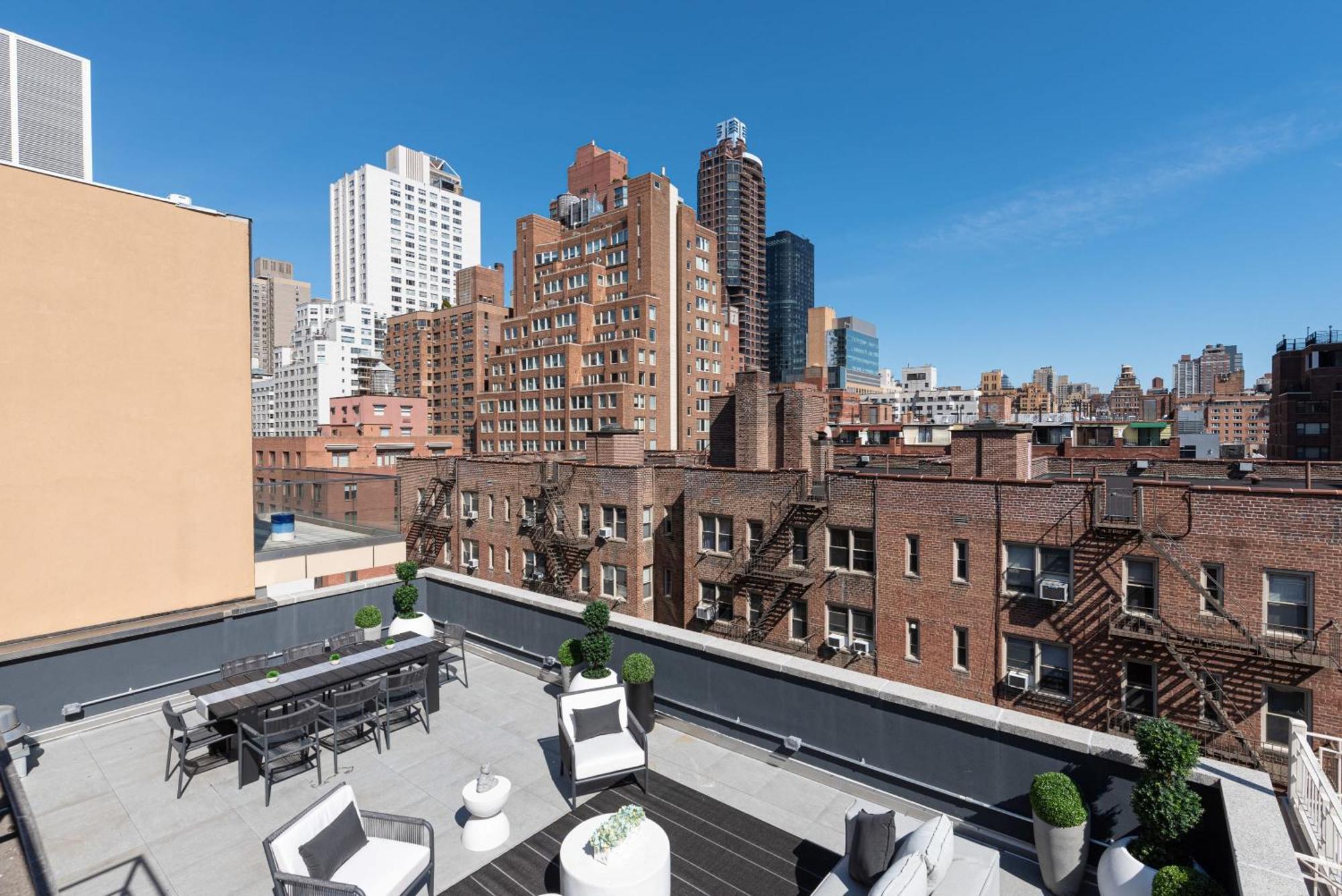 Appartement 3br Penthouse With Massive Private Rooftop *