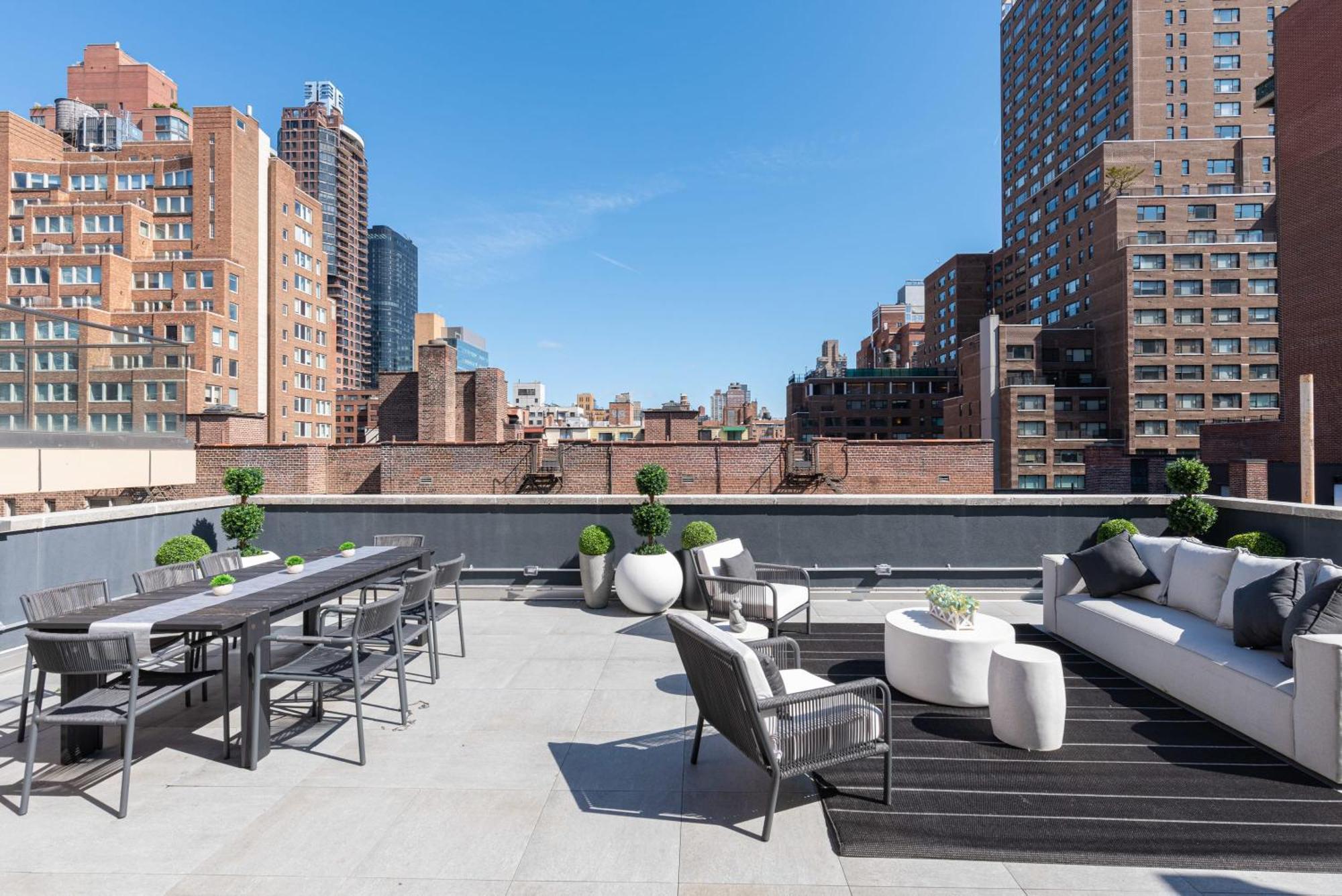Appartement 3br Penthouse With Massive Private Rooftop *