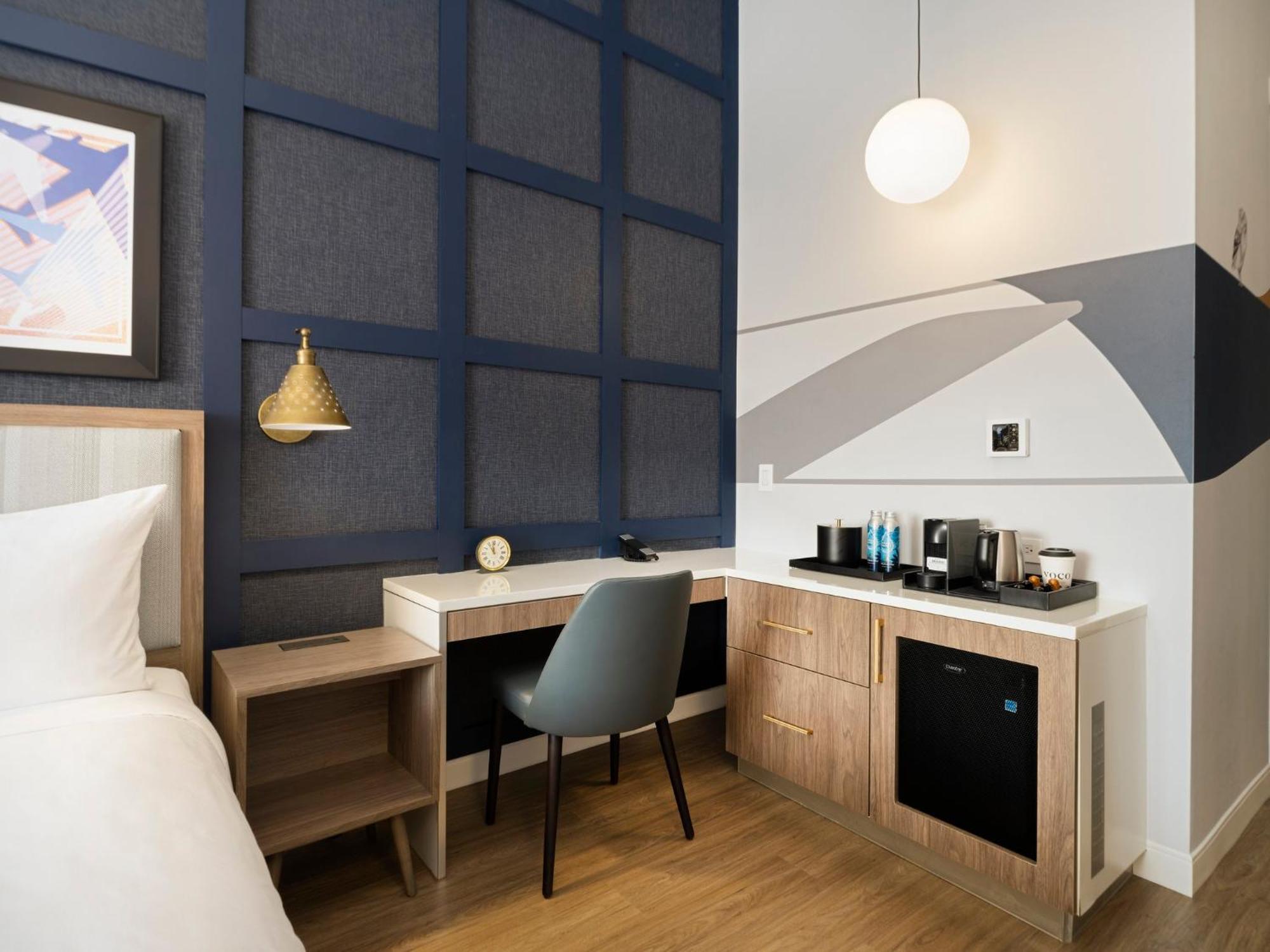De Point Hotel