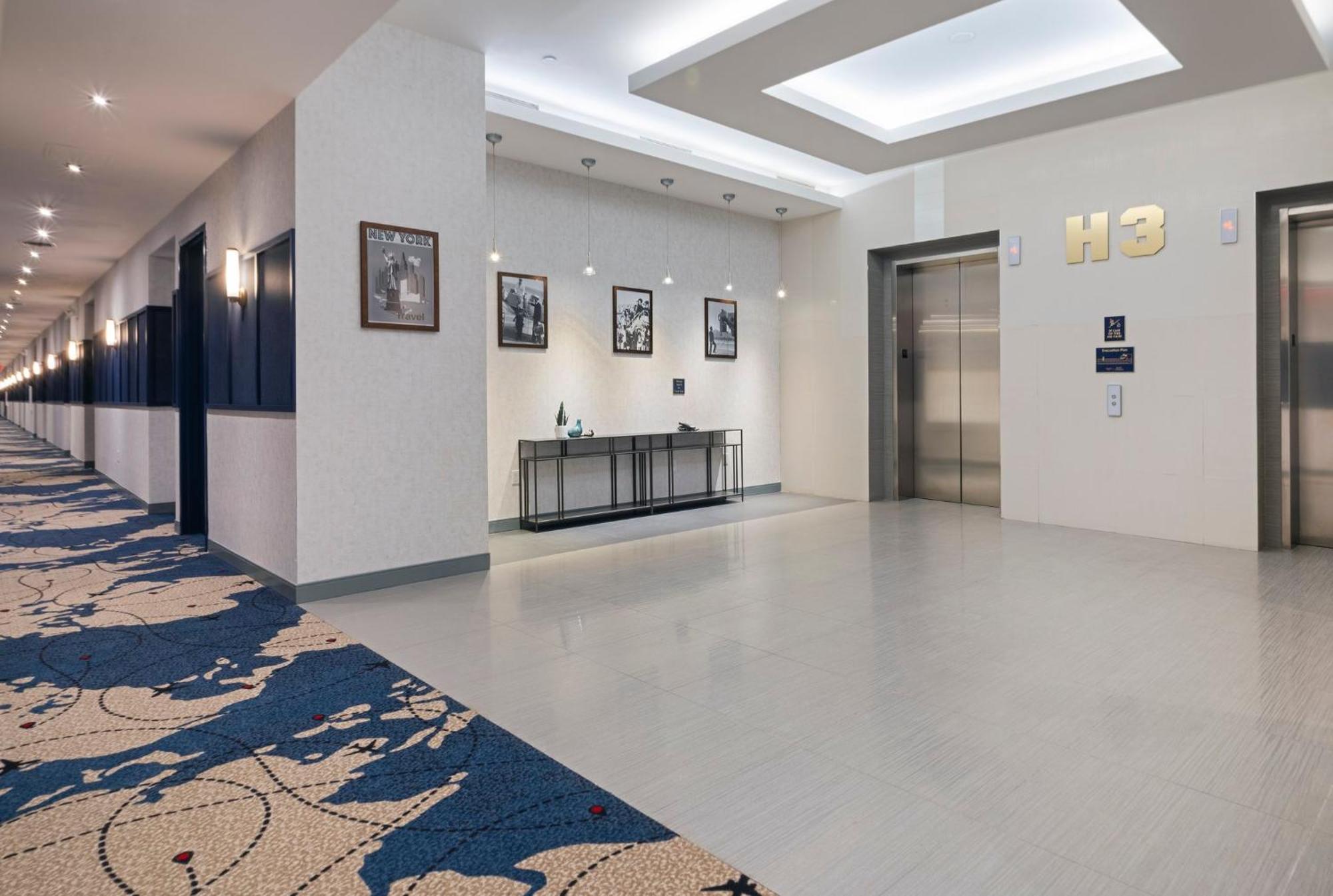 De Point Hotel