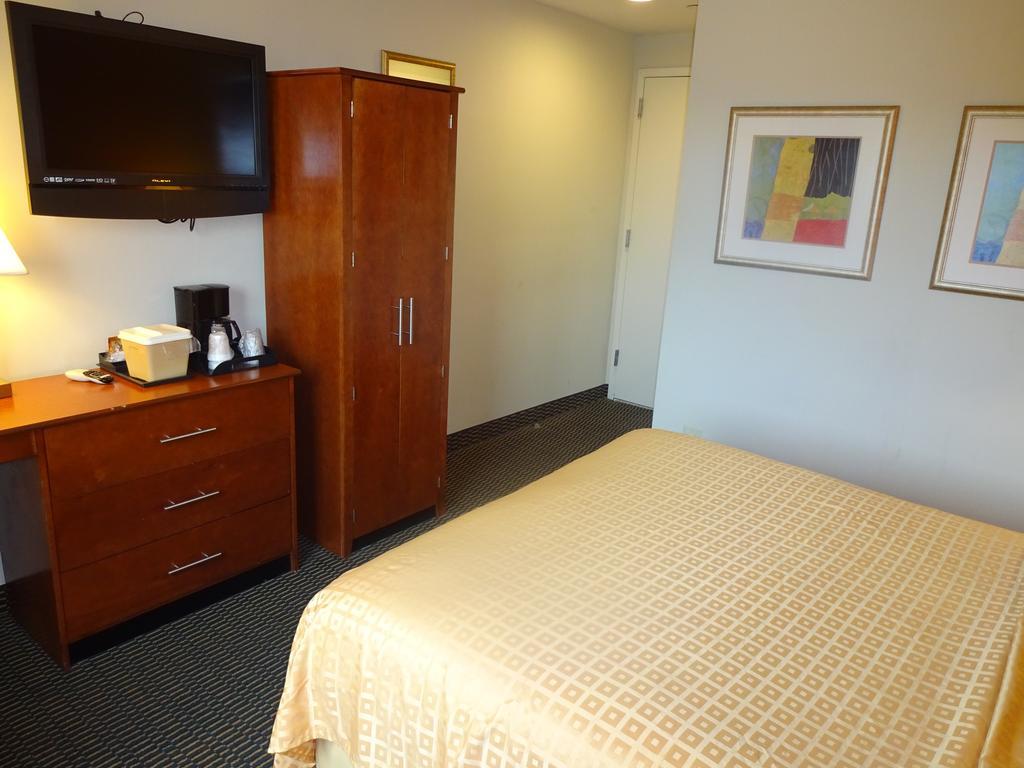 Lexington Hotel 2*