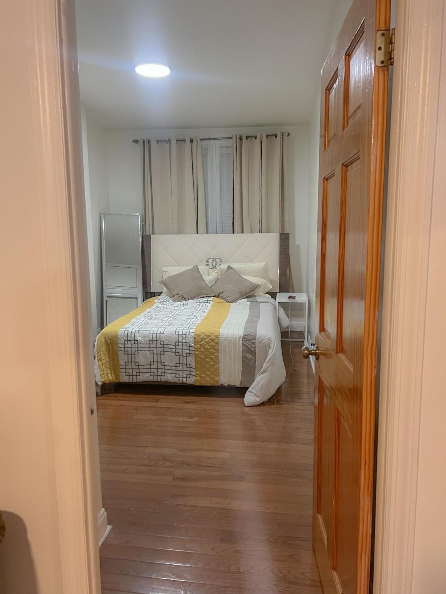 2 Bedroom Bliss In College Point Appartement