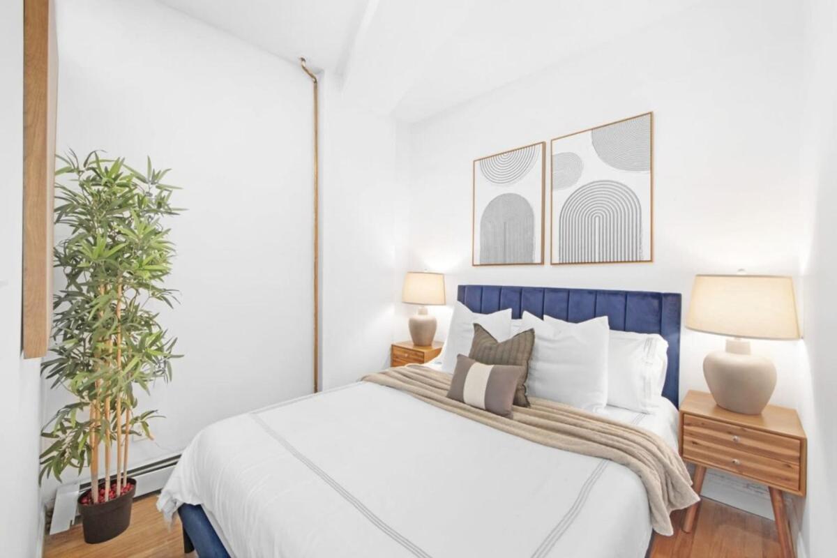 139-2e West Village 1br Value Appartement