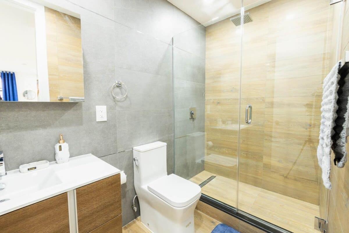 Appartement 1597-1 Large W D In The Unit Prime Ues