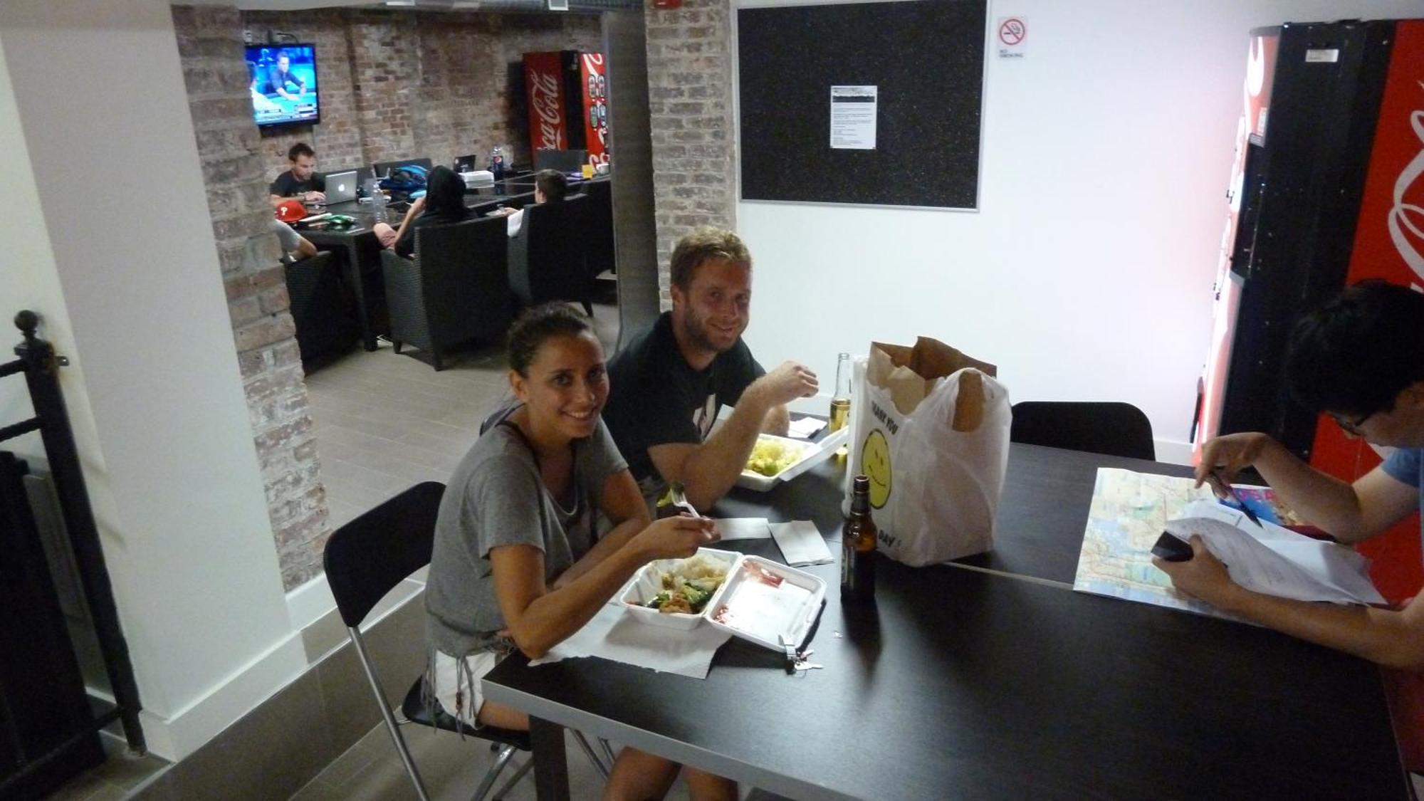 Hostel Q4 And New York City
