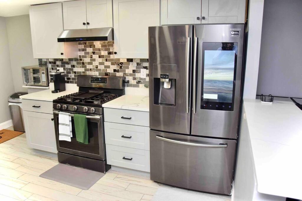 Lejlighed 3 Bedroom Duplex W Large Backyard New York