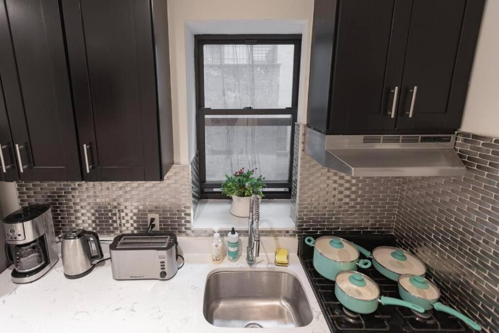 Magnificent 5 Bedroom Apt In Nyc! * New York