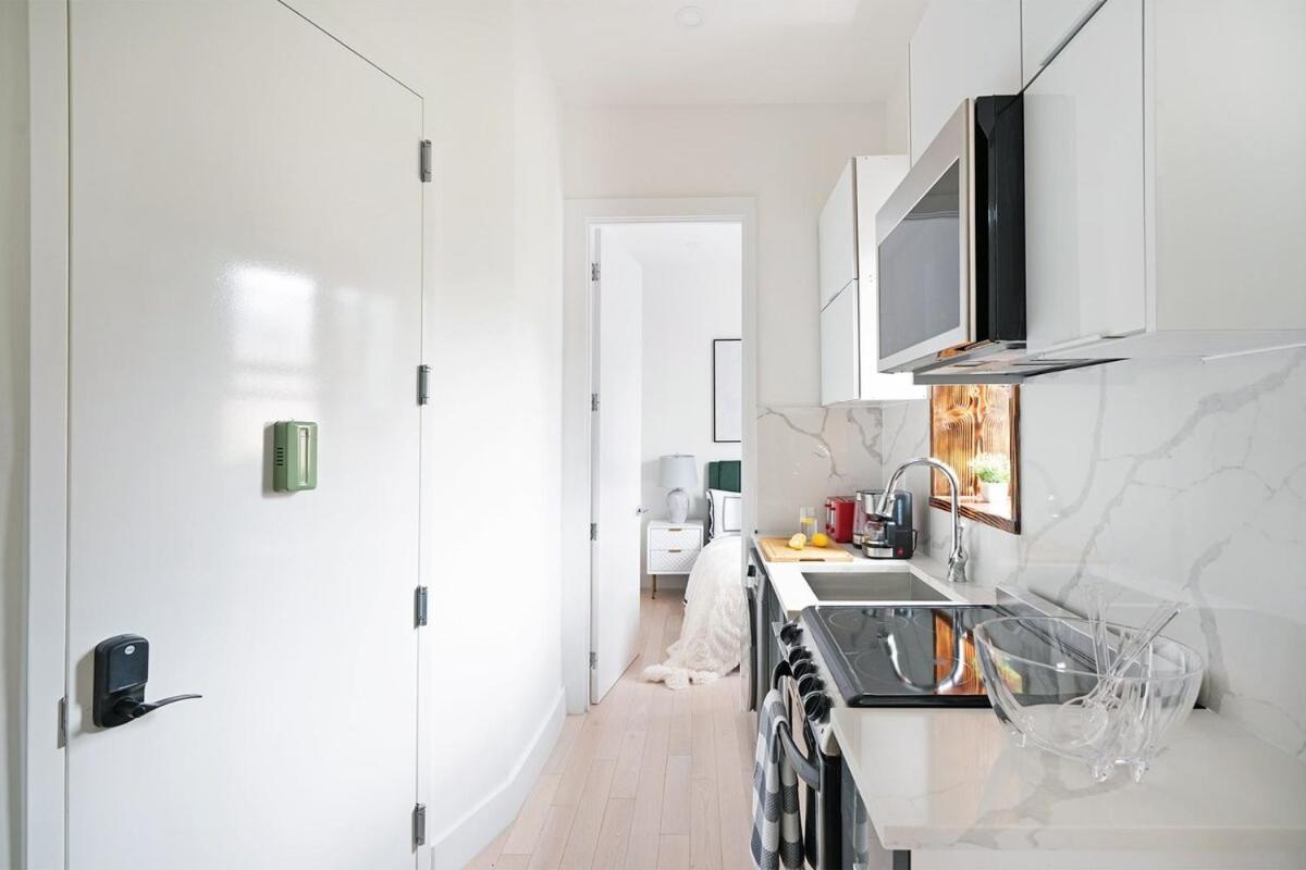 48-5fe Brand New 2br In Prime Midtown Appartement