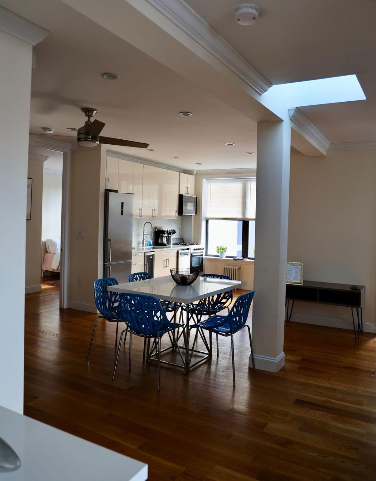 Modern In By Central Park Nova York