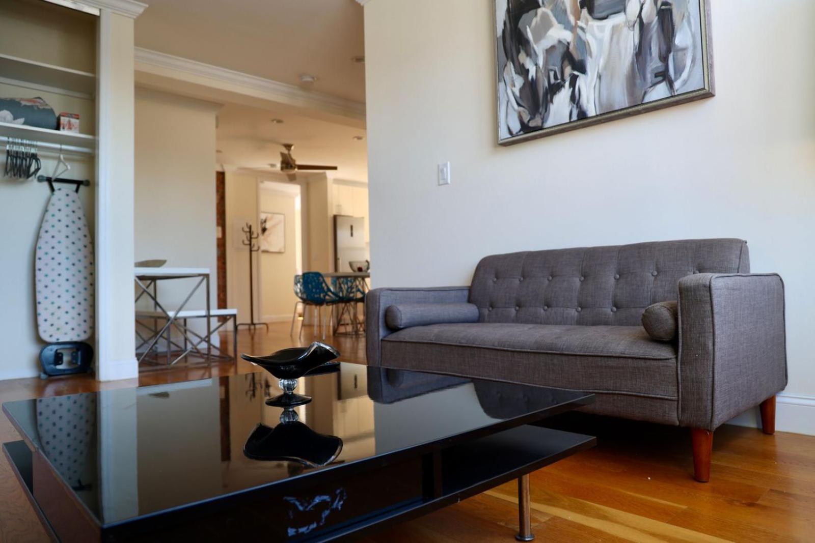 Modern In By Central Park Apartamento