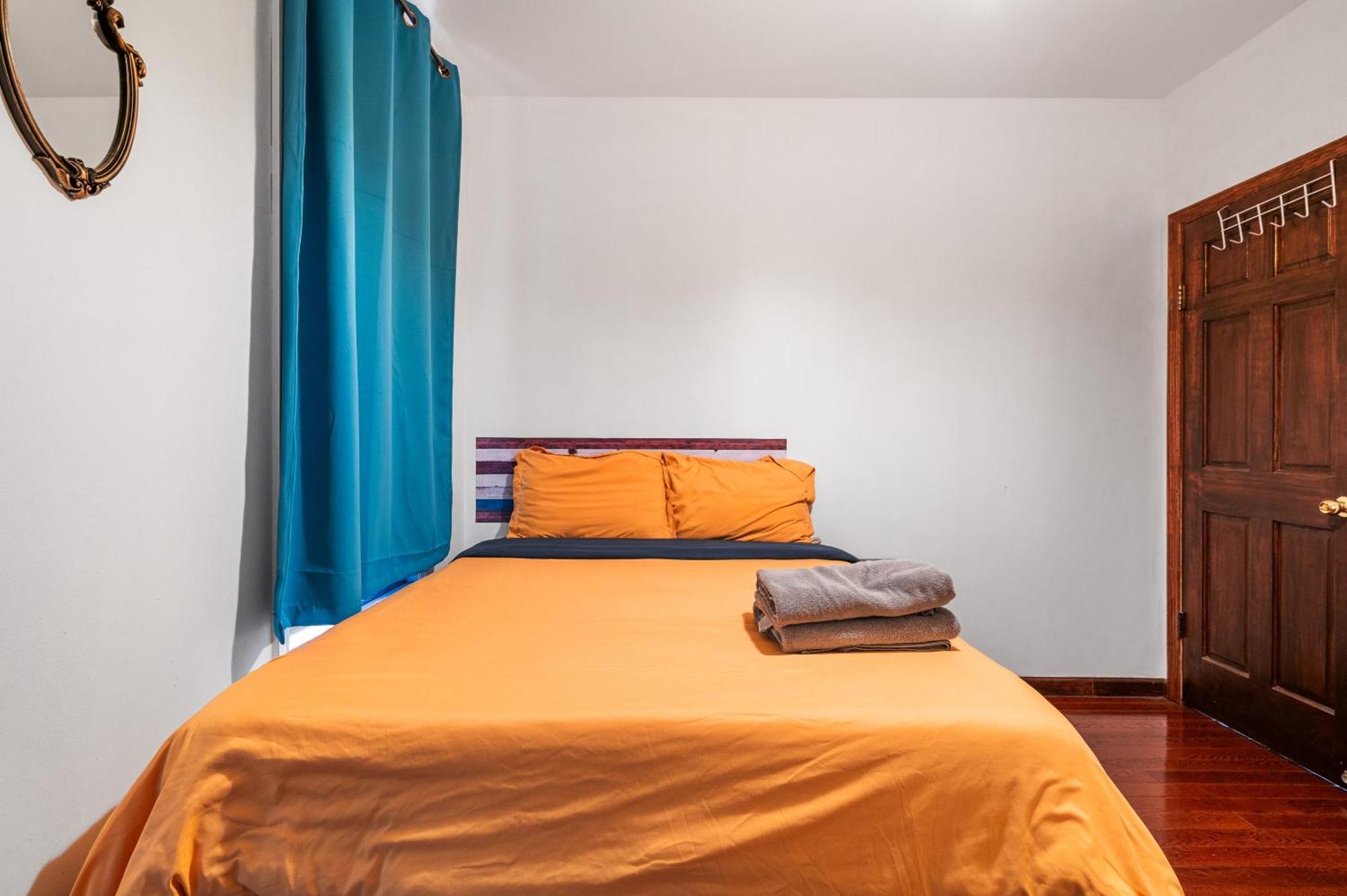 Lower East Side Vintage Cozy 2bedroom Appartement *