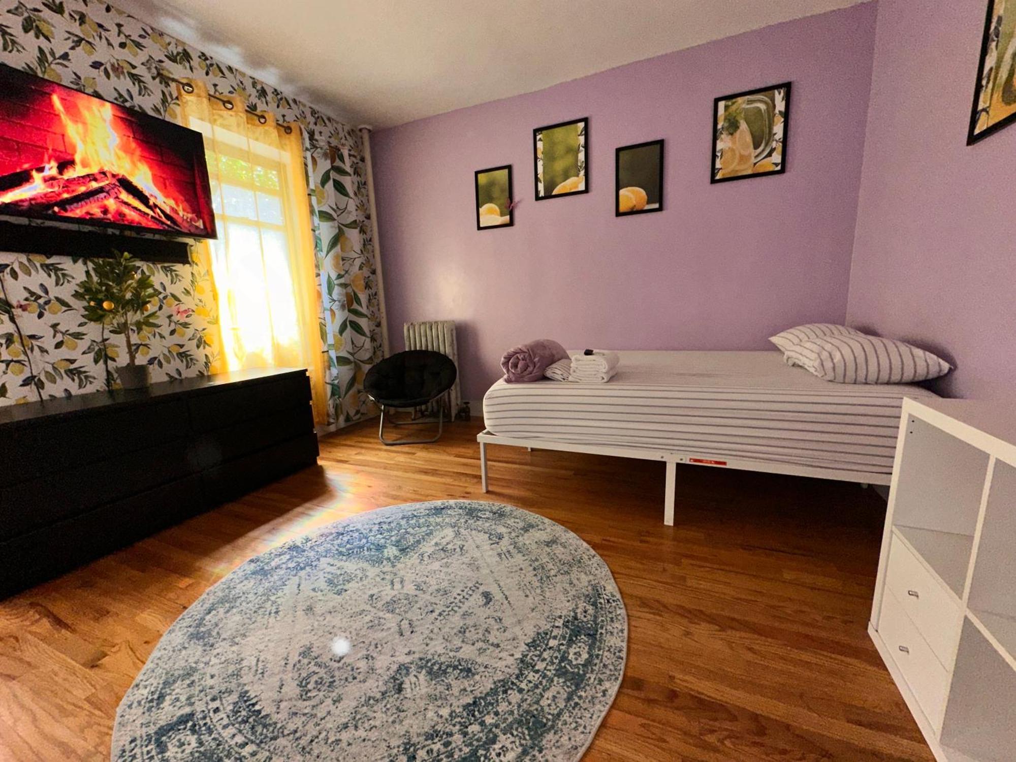 Apartment Lavender Queen Room Bright & Peaceful Stay In Central Harlem New York City