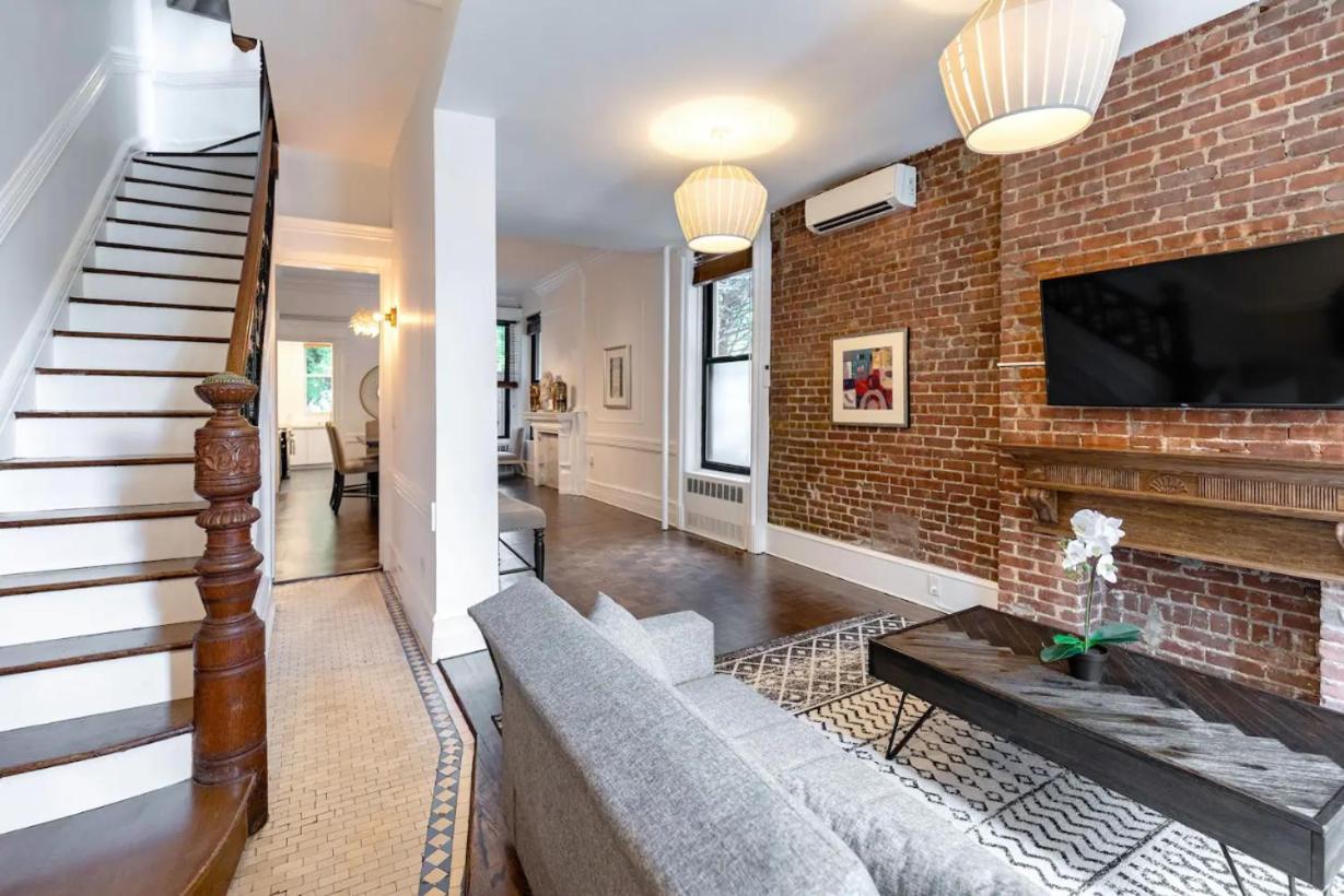 Private Townhome Retreat Park Avenue Haven I Townhome I Hébergement de vacances