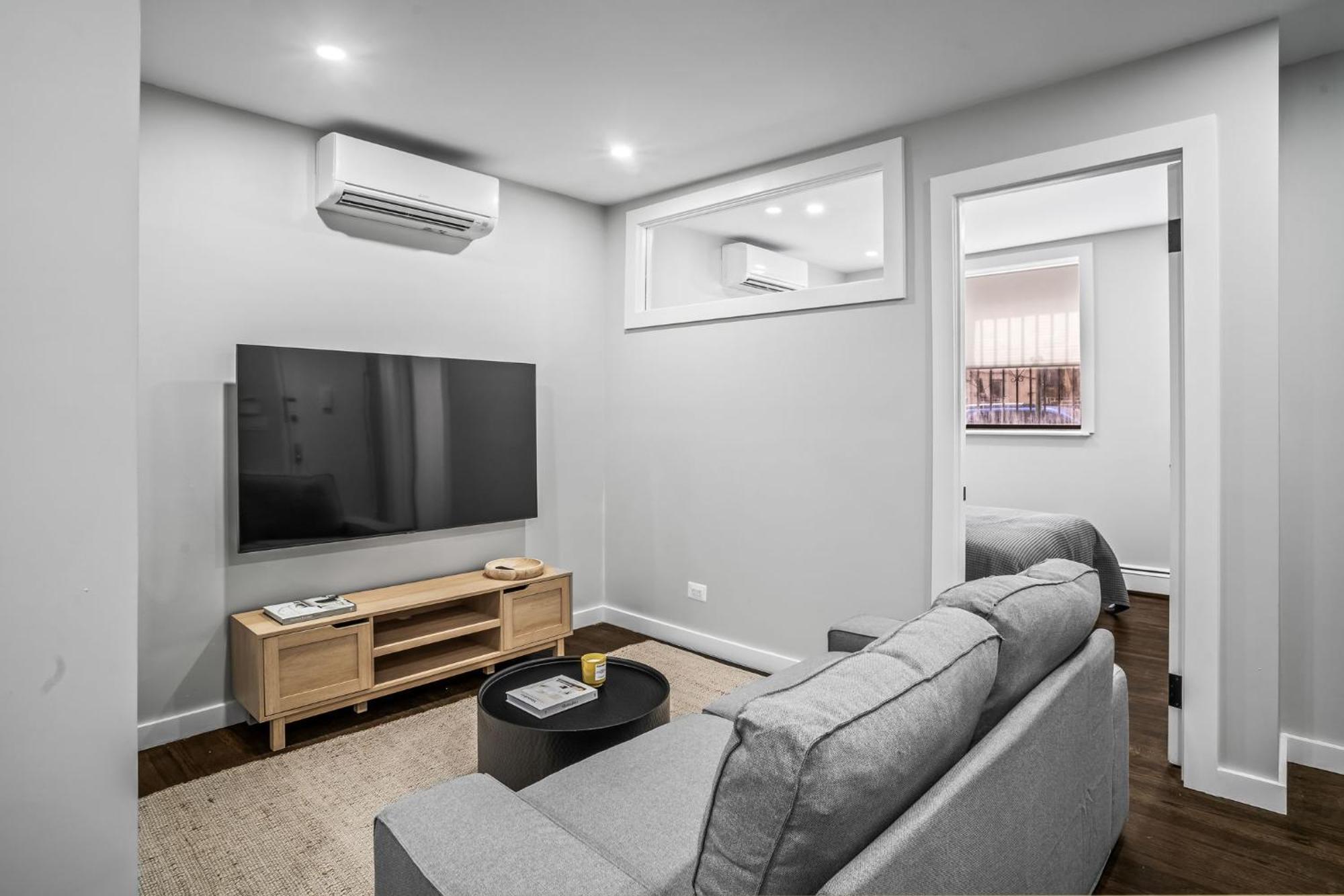 Cozy Corner 2 Bd 1 Bath Appartement