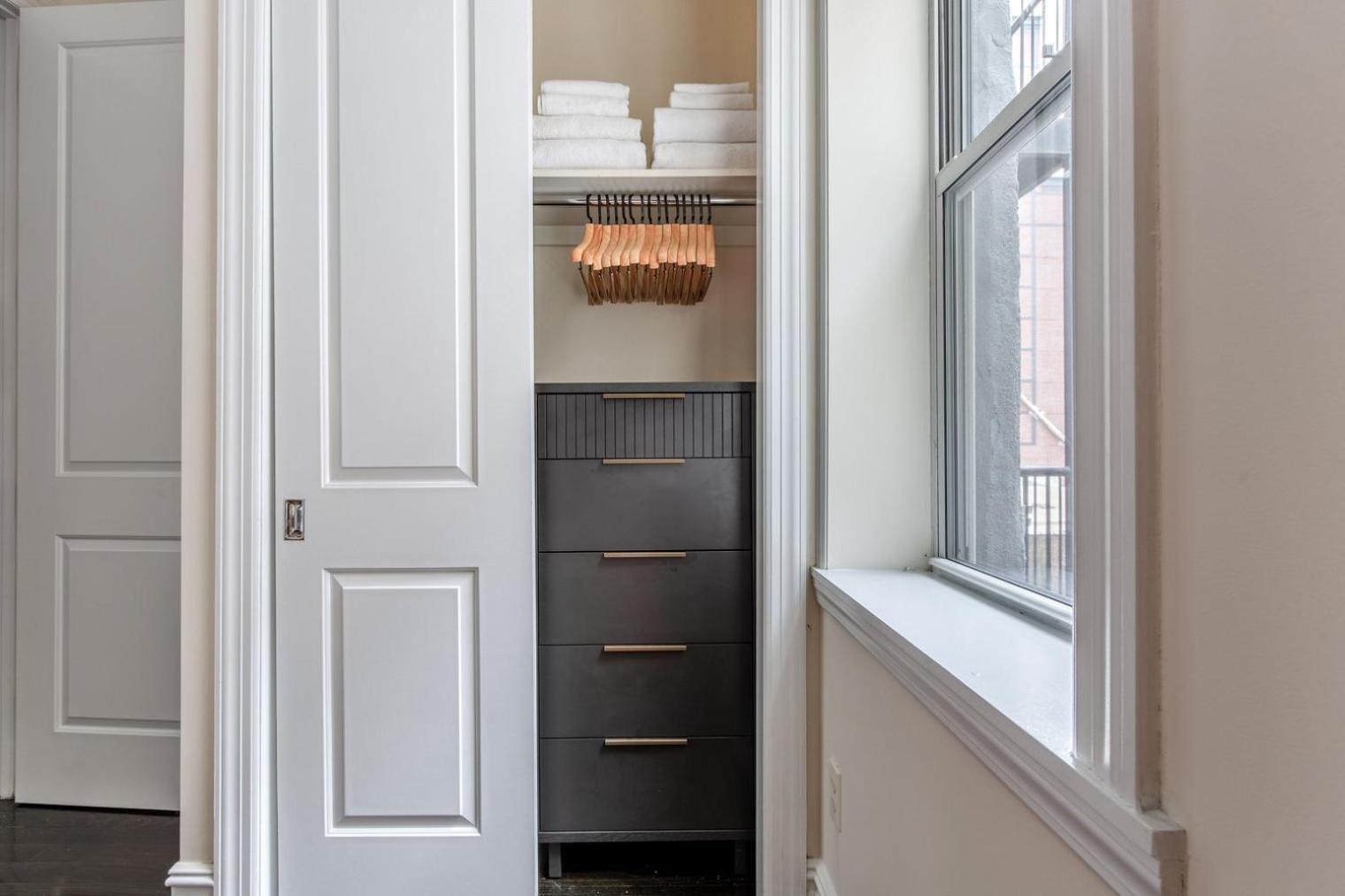 Blueground Chelsea Laundry Elevator Nyc-1422 *