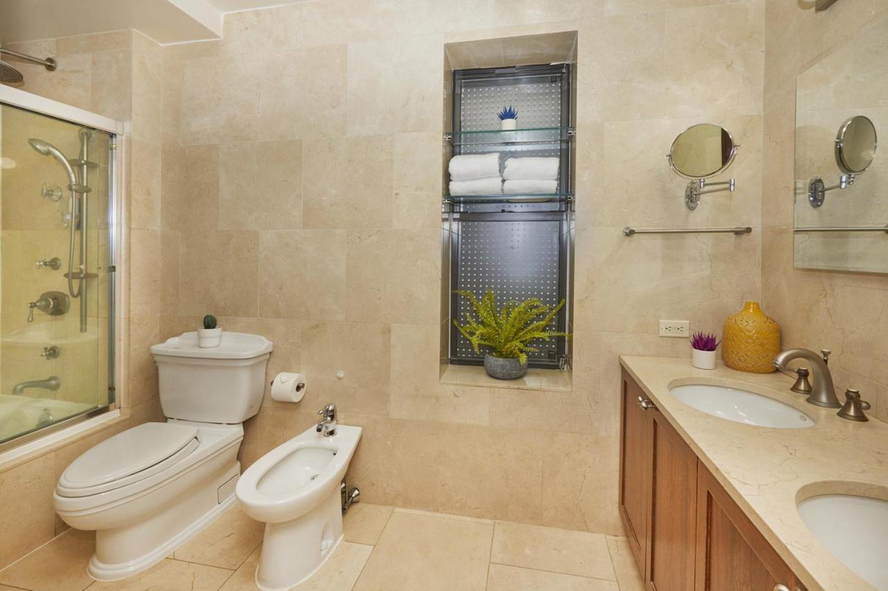 Manhattan Marvel Luxury Living In A Townhome Oasis I The Atrium I New York City