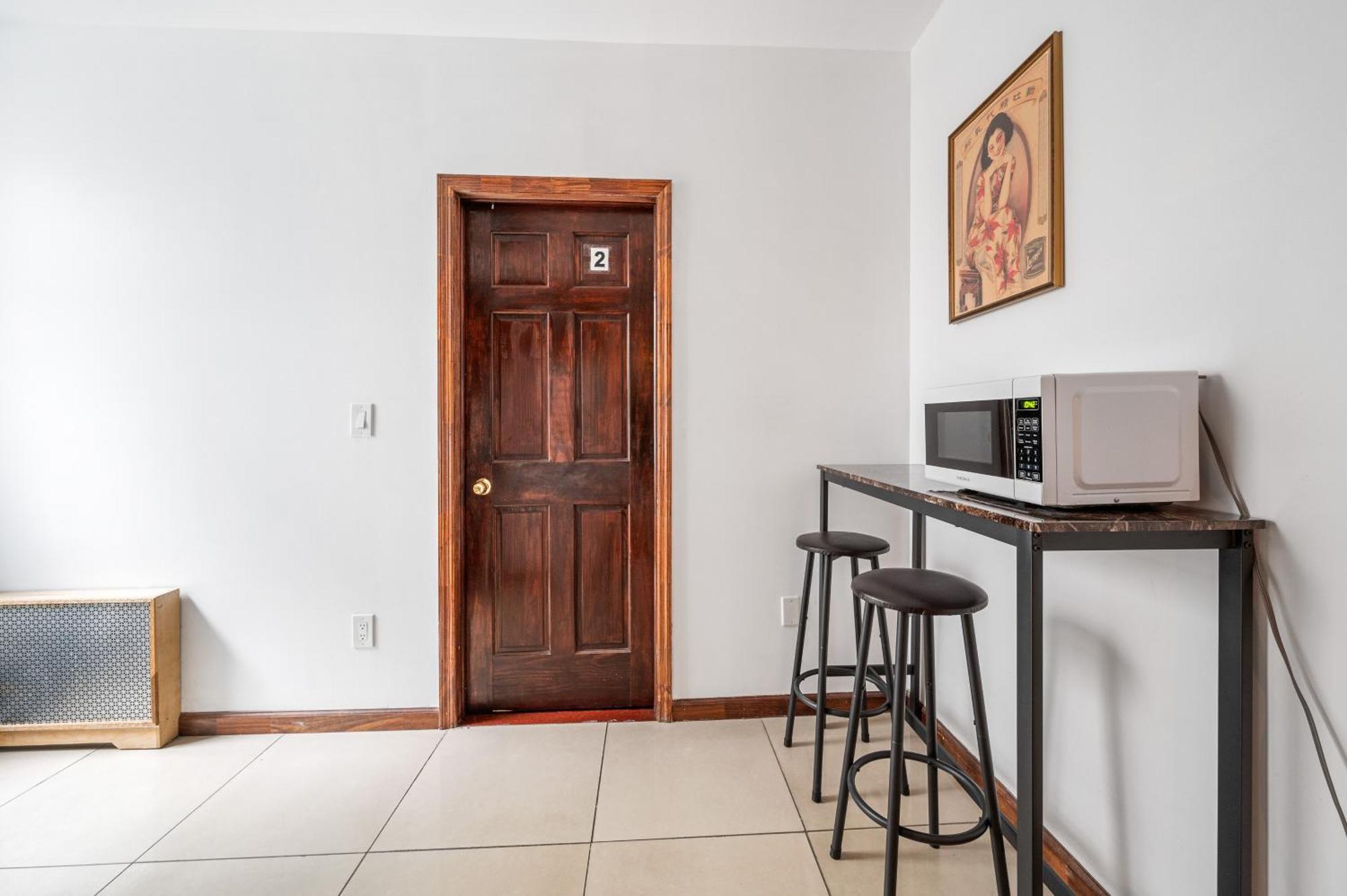 Lower East Side Vintage Cozy 2bedroom Appartement *