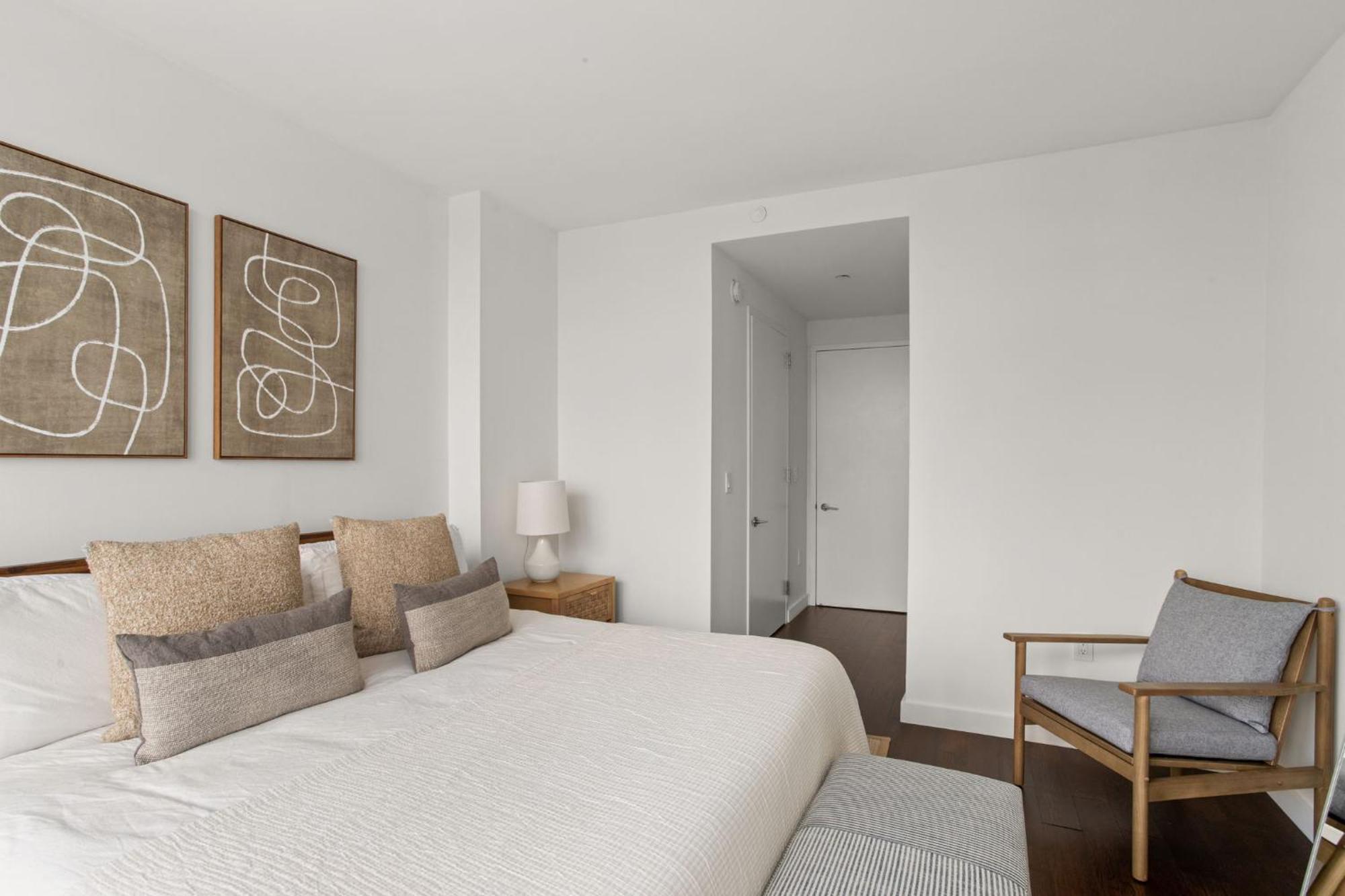 Stunning Views To Empire State With Amazing 2bd New York City