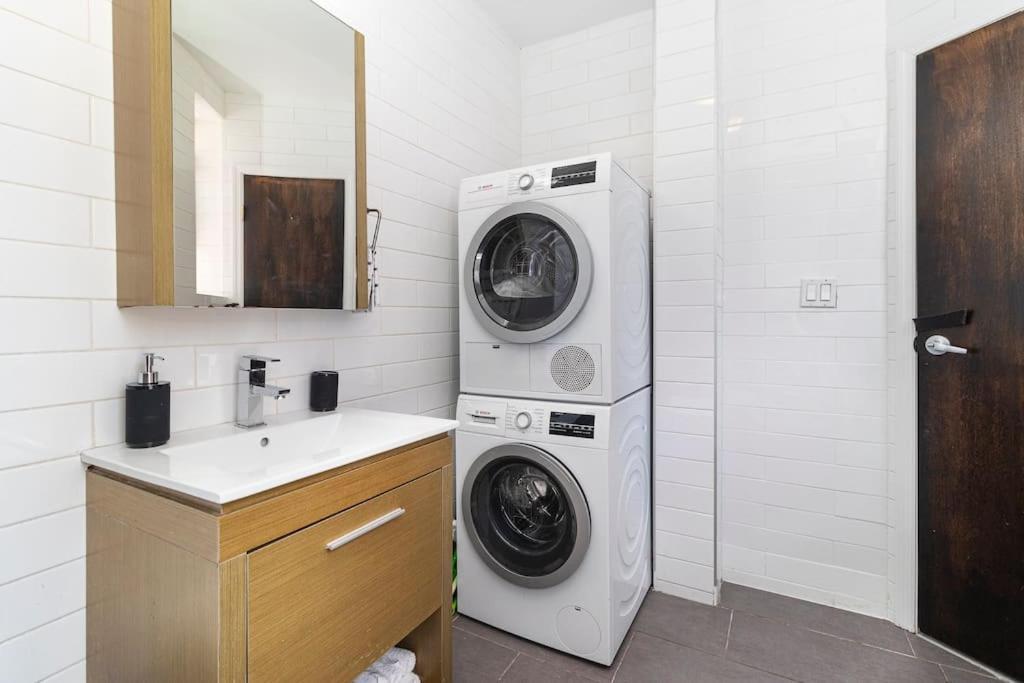 Heart Of East Villgem 3br1ba Washer Dryer New York