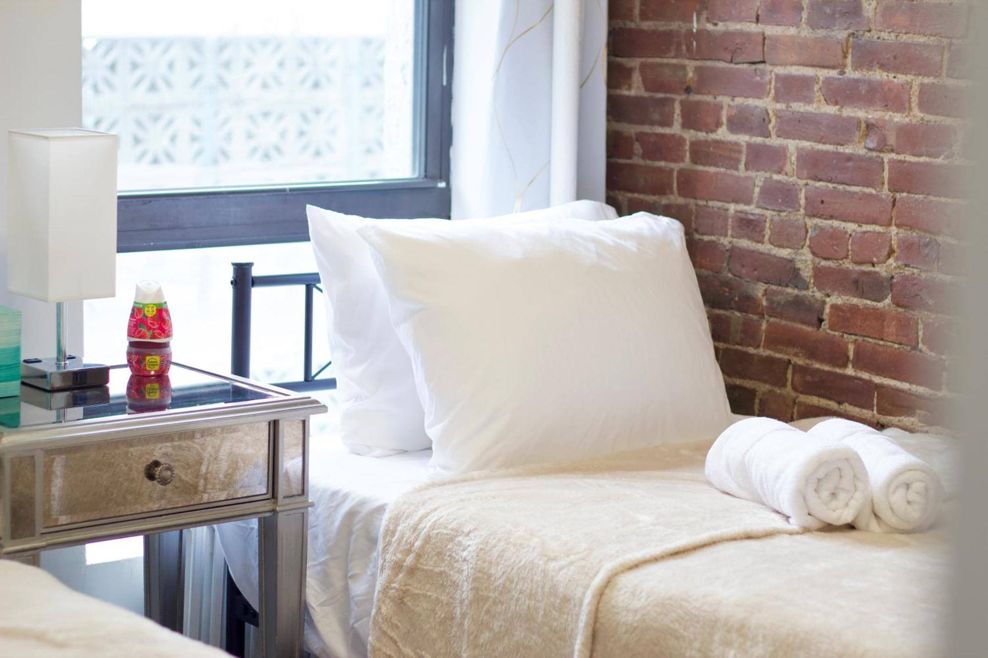 One Block Away From Times Square! Appart hôtel *