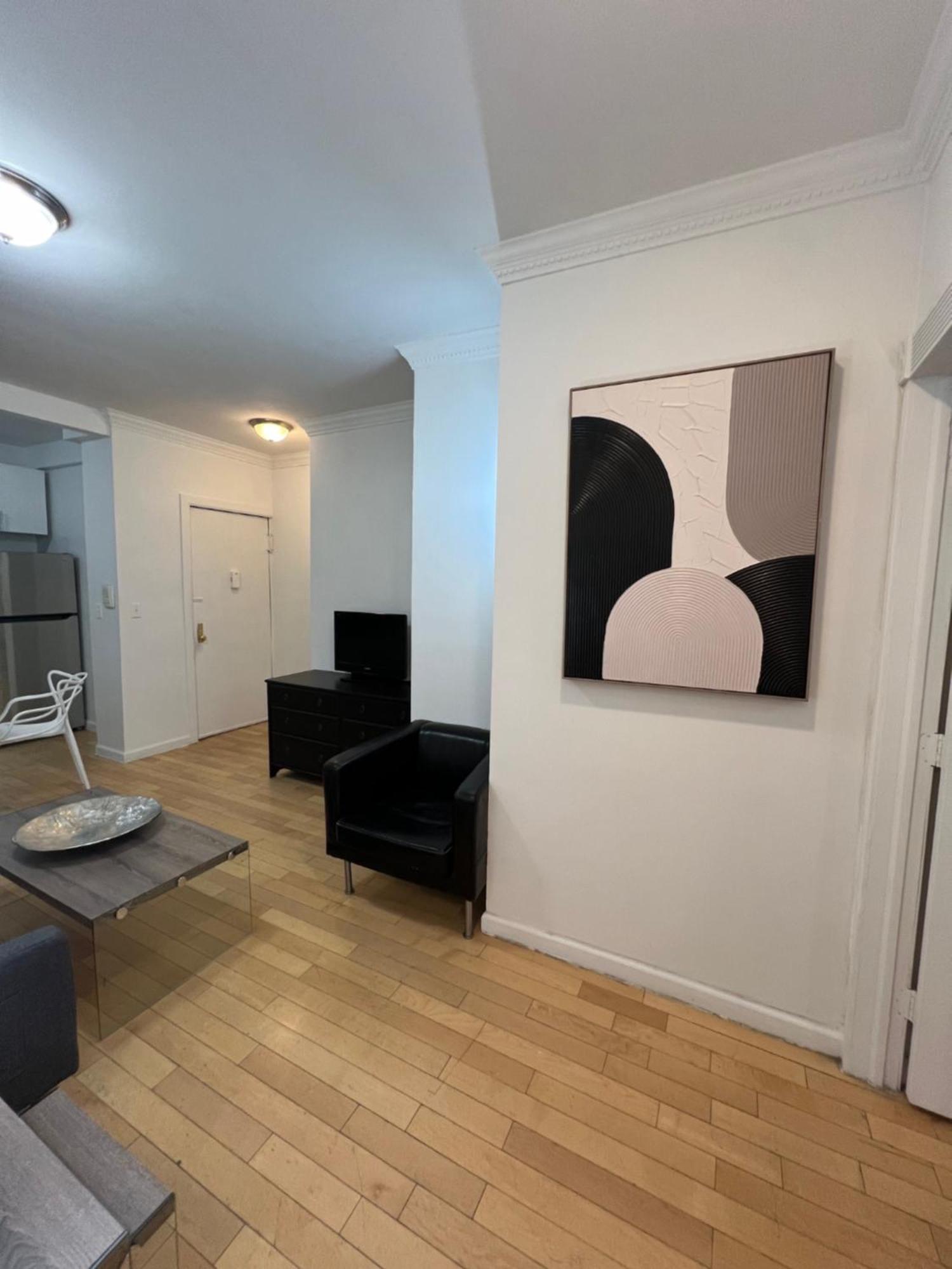 Modern By Central Park 3br