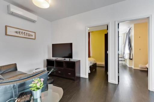 Appartement 3 Bedroom, Central Location In Manhattan!! *