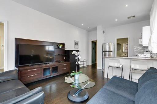 3 Bedroom, Central Location In Manhattan!! Appartement *