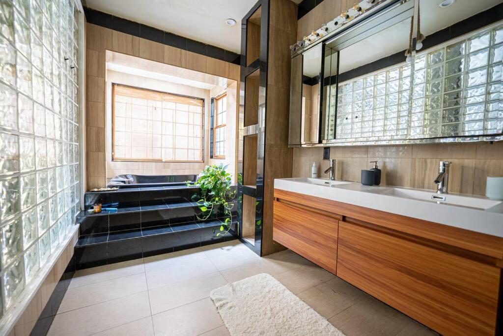 Hébergement de vacances Private Gramercy Townhouse 3br3ba With Terrace New York