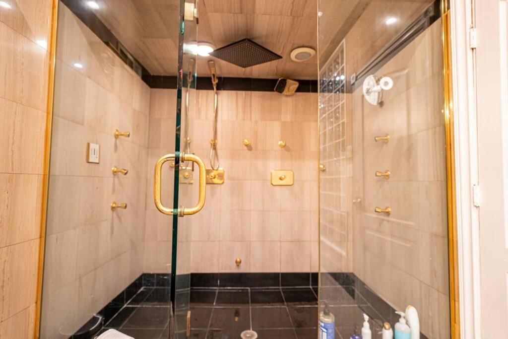 Hébergement de vacances Private Gramercy Townhouse 3br3ba With Terrace New York