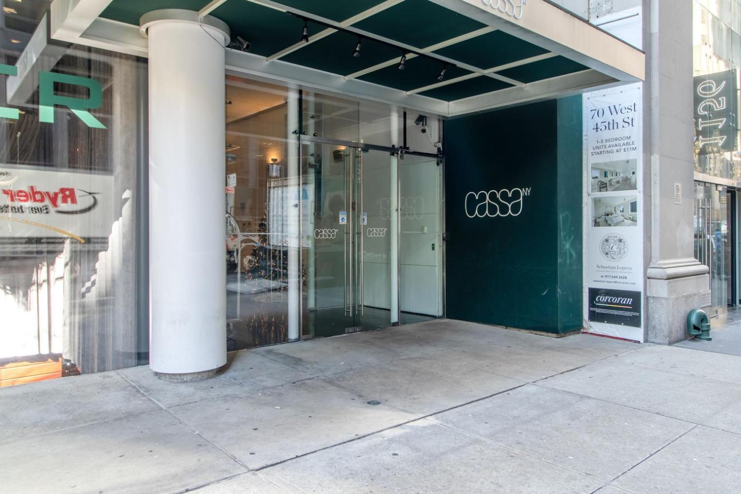 Midtown 1br W Doorman Gym Wd Nr Rock Center Nyc-1128