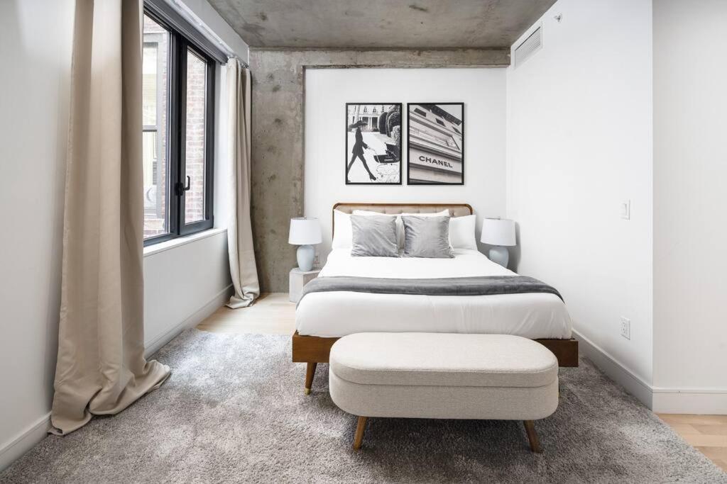Luxury Full Floor Chelsea St 7 *