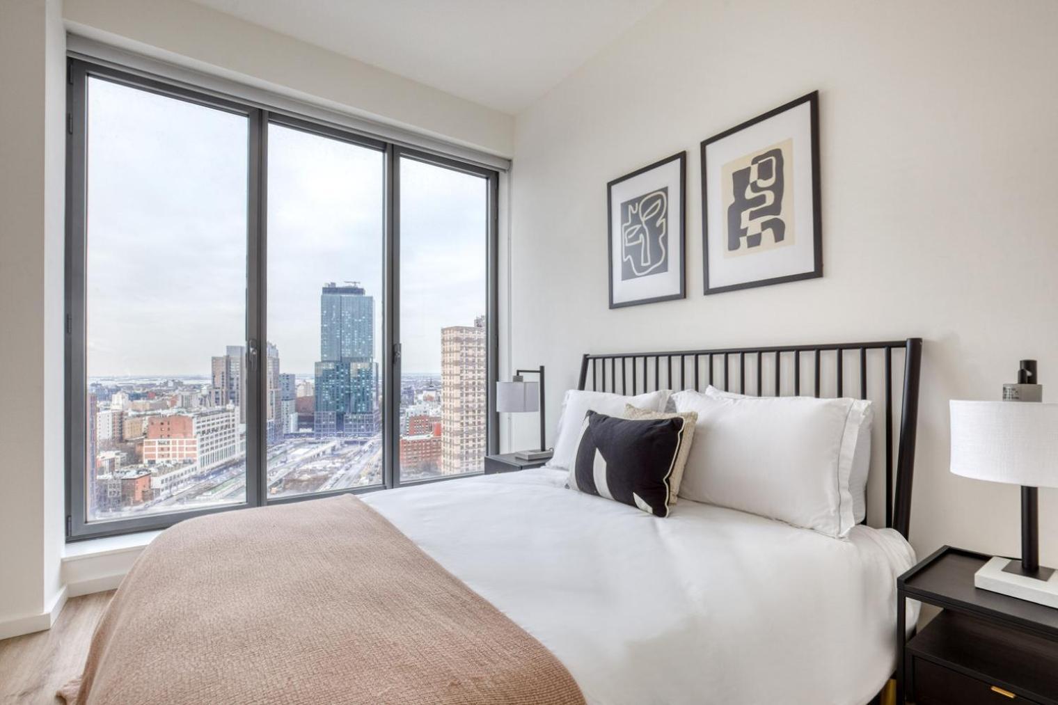 Clinton Hill 1br W Wd Gym Pool Nr Bam Nyc-972 *