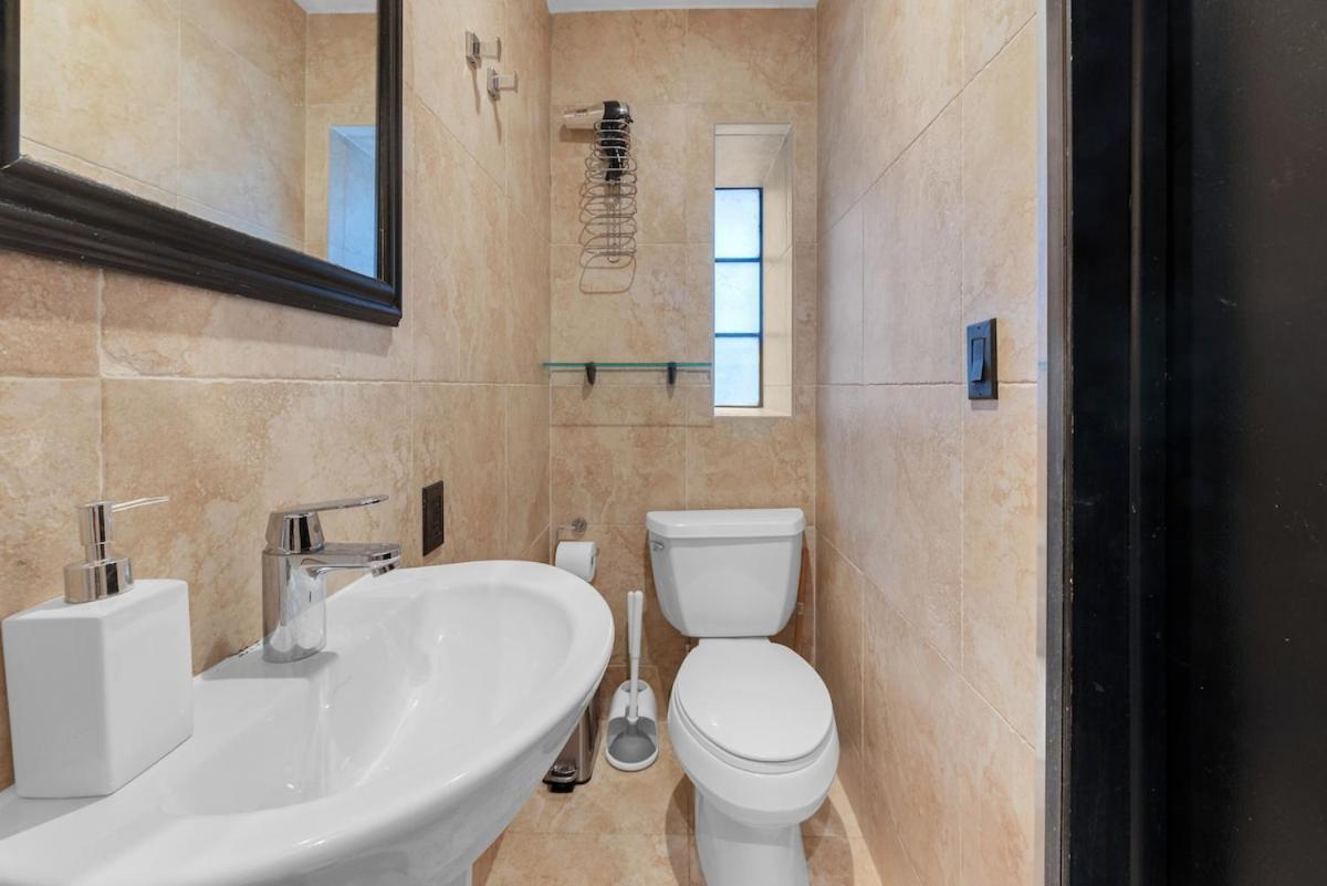 Delightful Desired Location Times Square Nova York