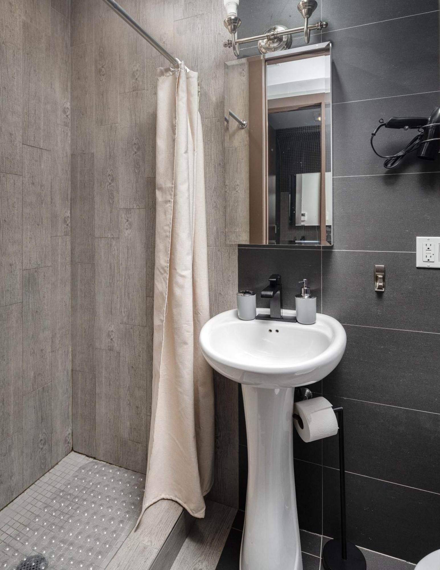 Appartement Stylish 3bd In Manhattan