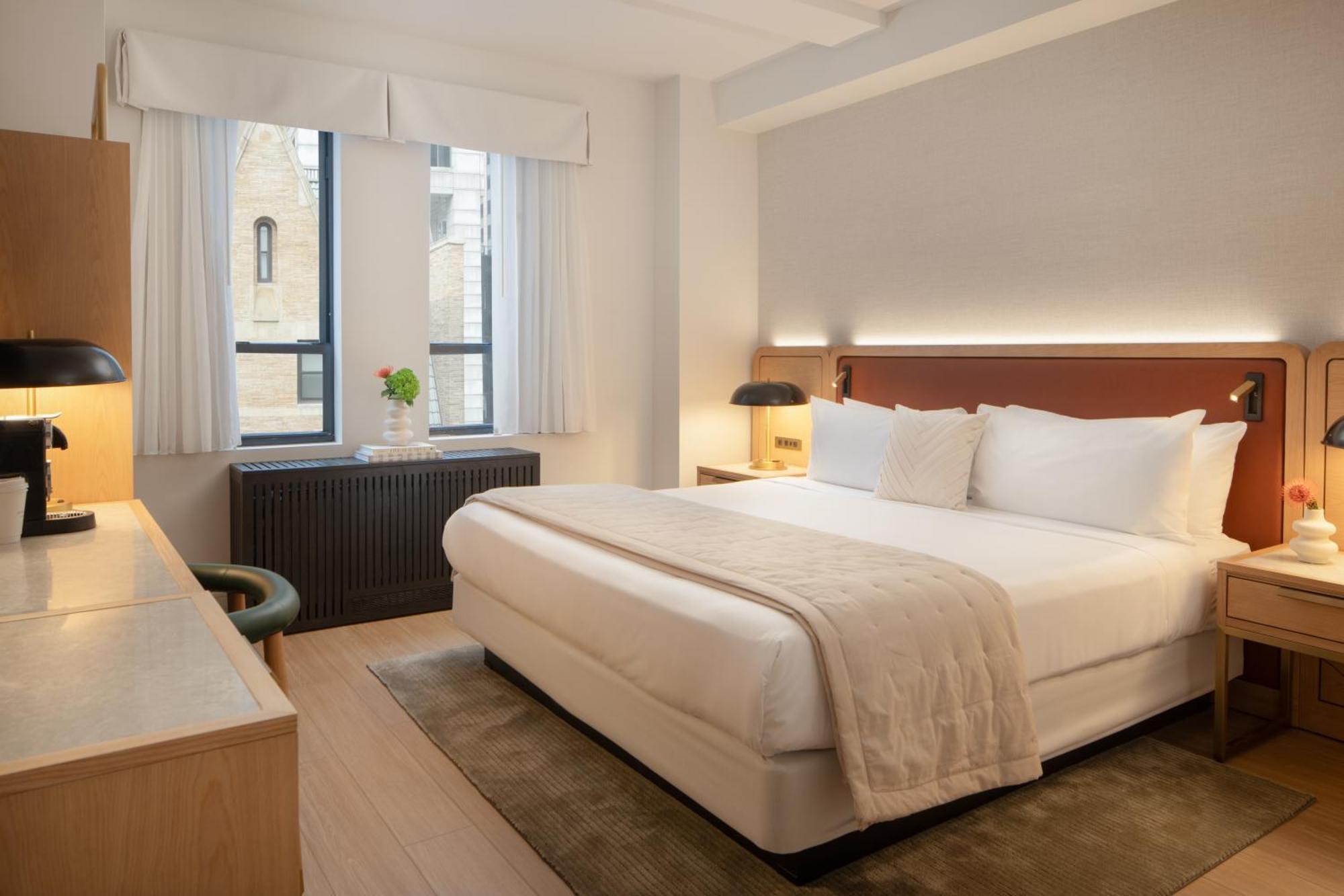 Aura Times Square Newly Renovated Hotel 4*