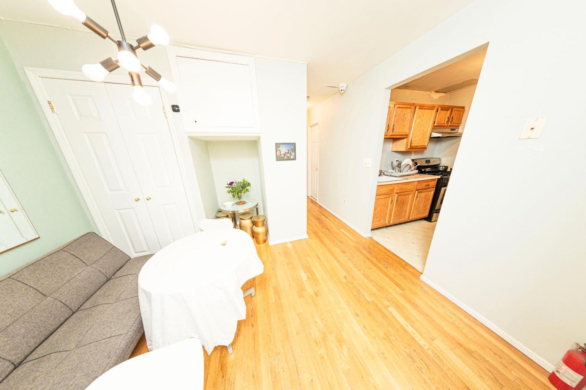 Central & Affordable Williamsburg Private Bedroom Close To Subway Séjour chez l'habitant