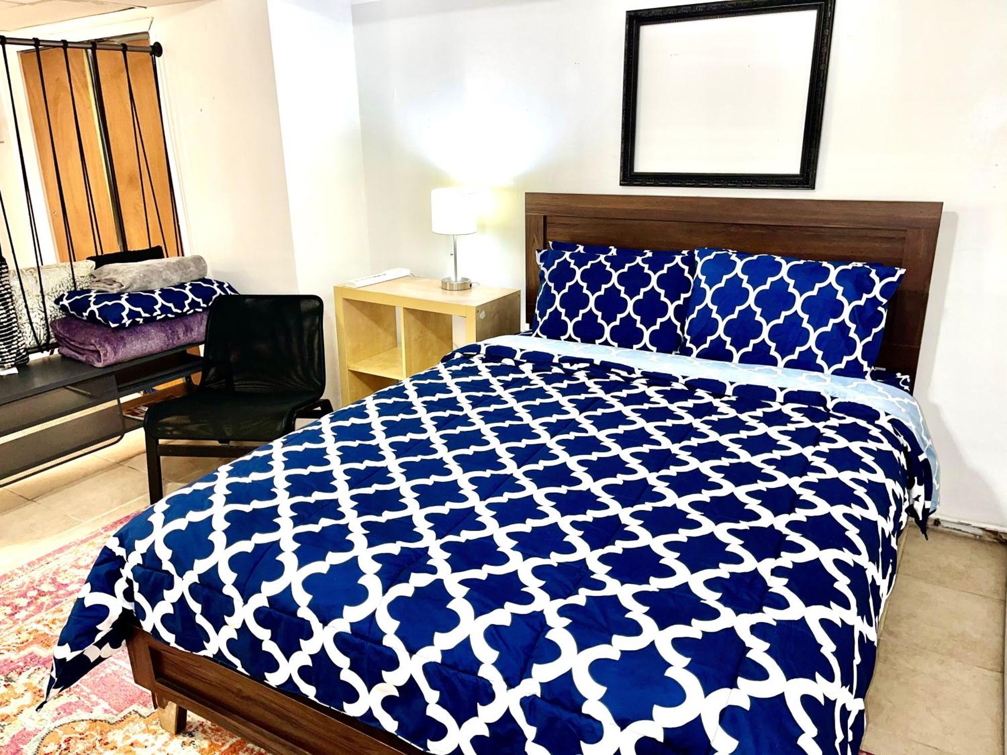 Private 2br Apt With Backyard In Lic, Next To Manhattan! * New York