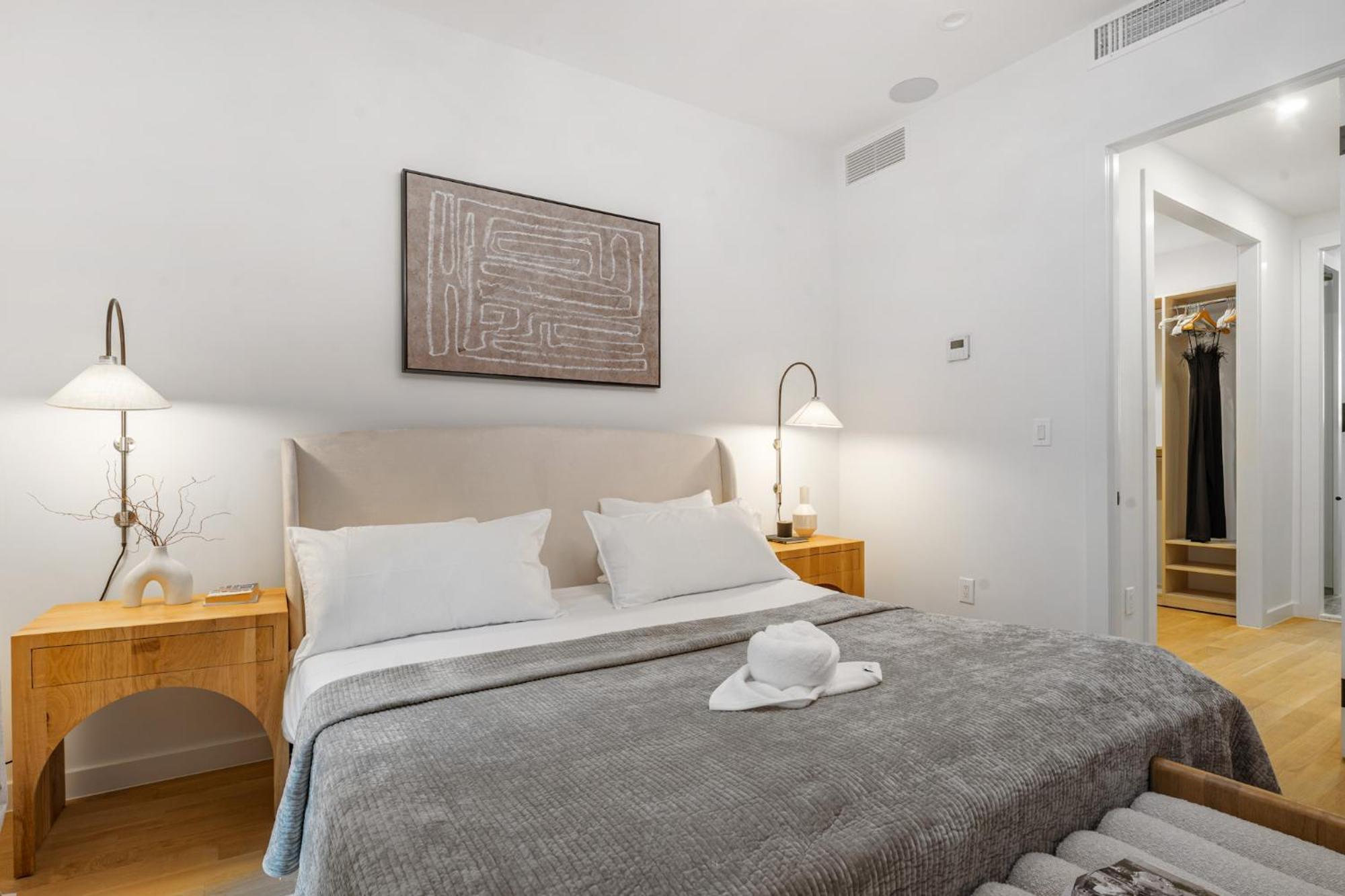 Luxurious Harlem With Modern Amenities, Outdoor Patio! * New York City