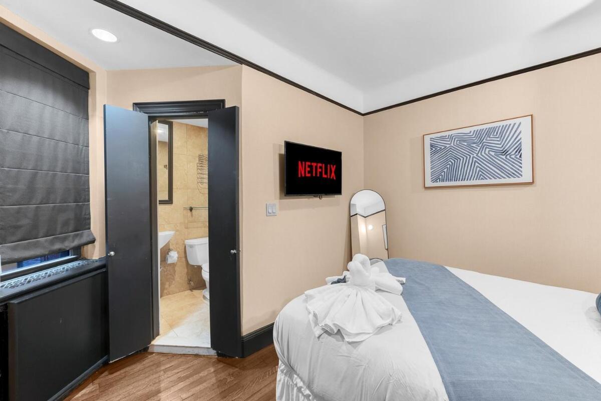 Walking Score In Heart Of With A Gym Appartement New York