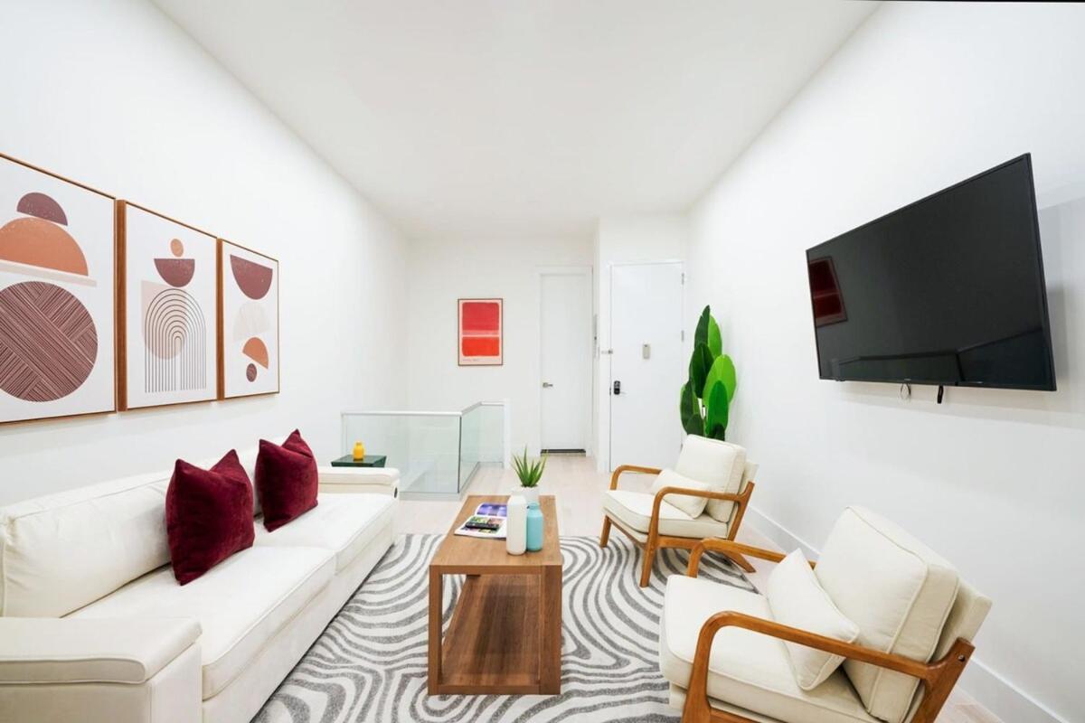 317-1d New 2br Duplex Wd Private Backyard Appartamento *