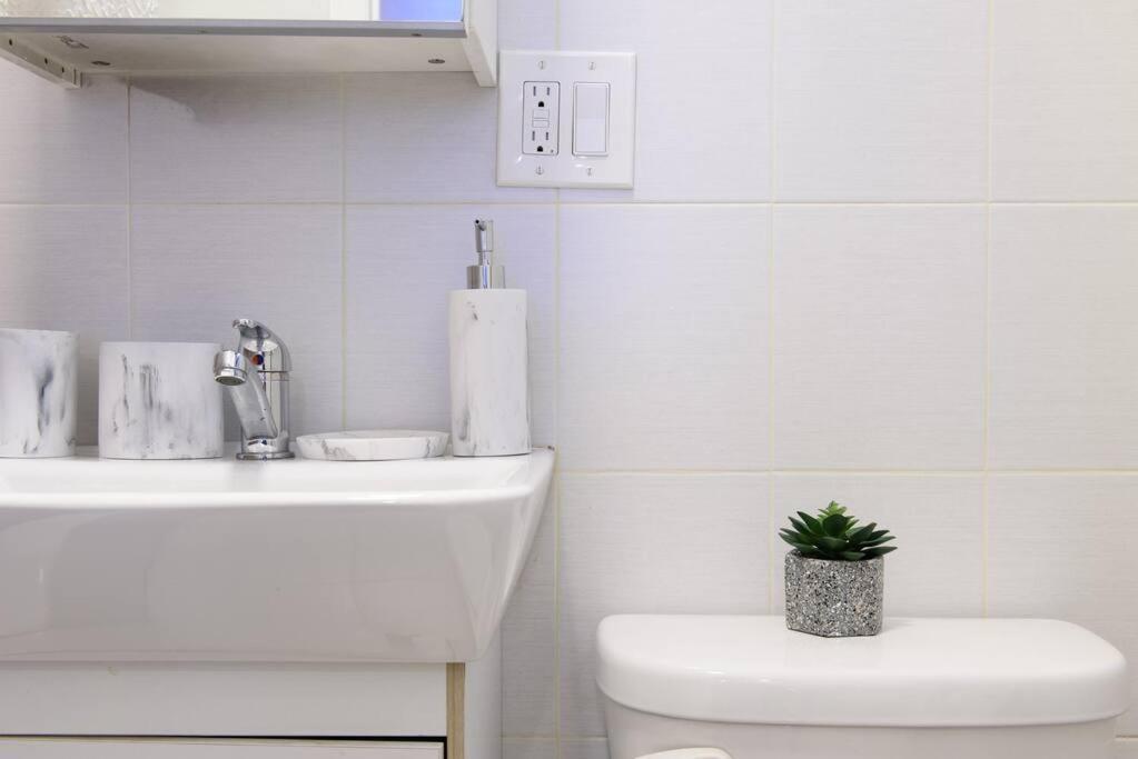 83-3w Ues Park Newly Furnished Xl Appartement *