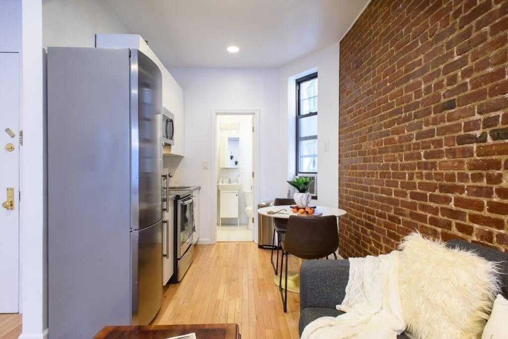 83-3w Ues Park Newly Furnished Xl *