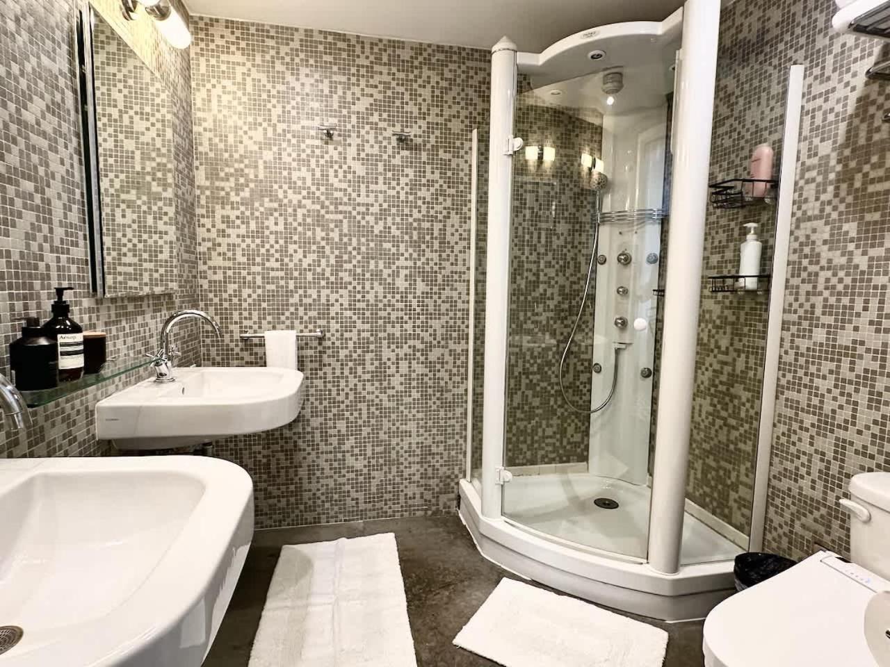 Сasa de vacaciones Private Townhome Near Un *